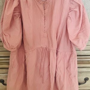 Beautiful , stylish pink color dress , very comfy , summer look , 1 time used !